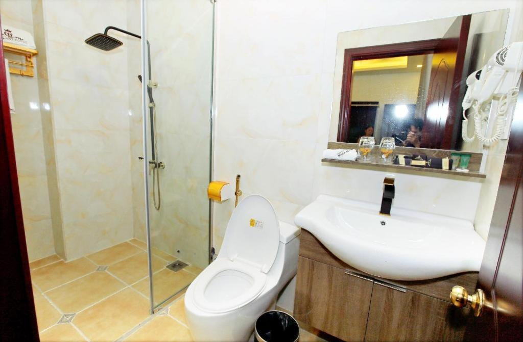 Gallant Hotel 154 Hai Phong Exteriör bild