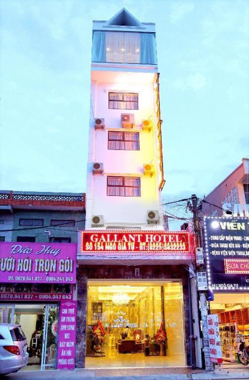 Gallant Hotel 154 Hai Phong Exteriör bild