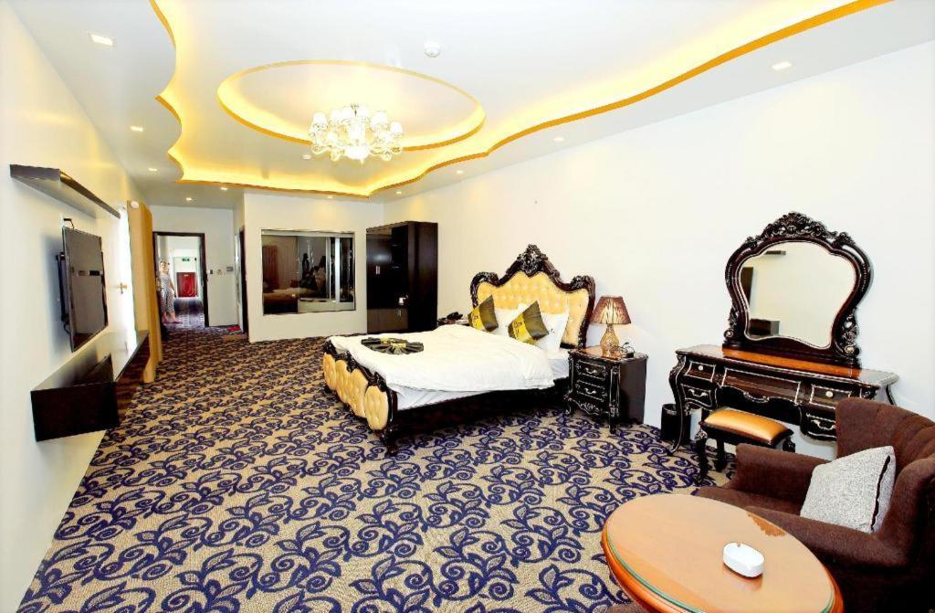 Gallant Hotel 154 Hai Phong Exteriör bild